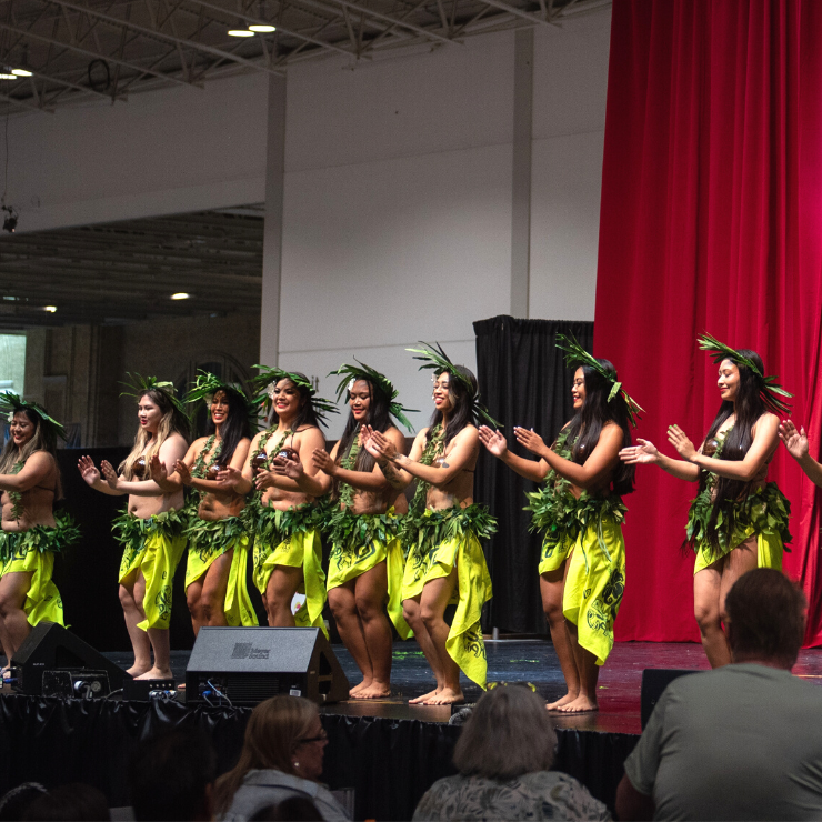 Hawaiian Pacific Magic dancing on stage